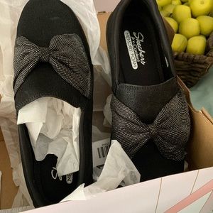 NIB Skechers-Size 11 Slip On